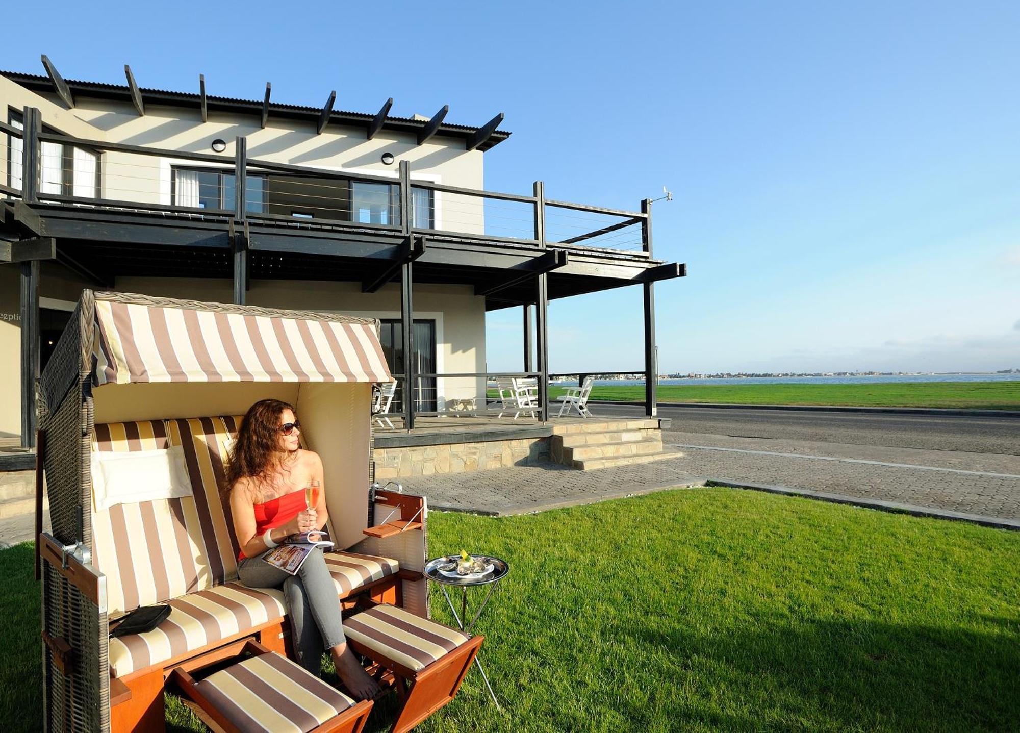 Oyster Box Guesthouse Walvis Bay Eksteriør billede